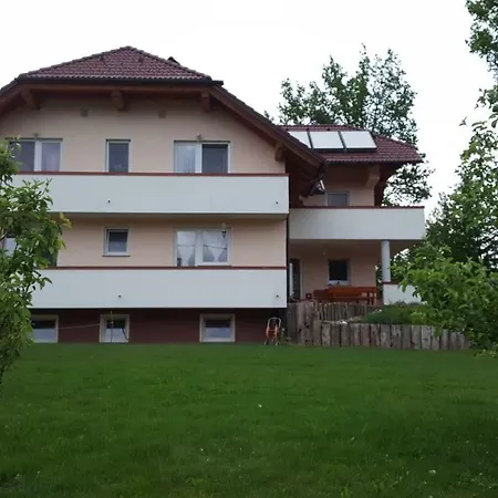 Suzana